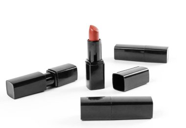 Ruj beyaz arka planda siyah durumda. Portre