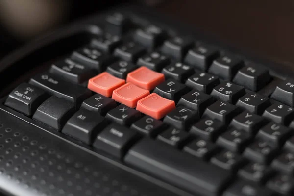 Teclado preto com chaves brilhantes do jogo. Fechar — Fotografia de Stock