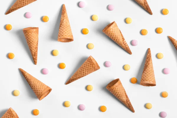 Ice Crean cones e doces colocar papel de parede imagem plana — Fotografia de Stock