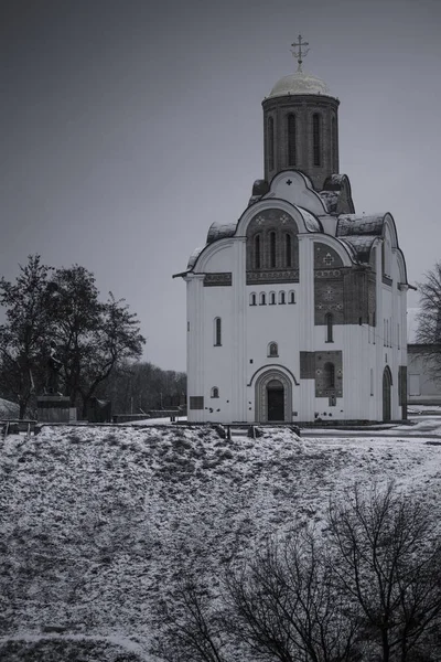 Kyrkan St. George i Bila Tserkva på vintern — Stockfoto