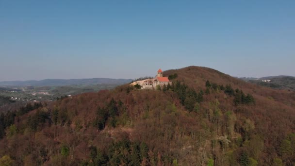 Hermoso Vuelo Nocturno Sobre Castillo Wachenburg Hogar Las Corporaciones Estudiantiles — Vídeo de stock