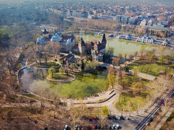 Morgenudsigt Oppefra Vajdahunyad Slot Bypark Budapest Ungarn - Stock-foto