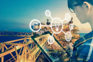 Sanayi için olan mühendis veya teknisyen kadınların çift pozlama