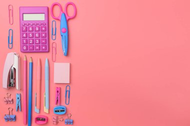 Sabit kavramı, düz Lay üstten görünüm fotoğraf Okulu s sağlar.