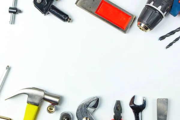 Το Top view εργασίας εργαλεία, καρυδάκι, σφυρί, γαλλικό κλειδί, screwdrive — Φωτογραφία Αρχείου