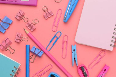 Sabit kavramı, düz yatıyordu yukarıdan fotoğraf makas, kalem