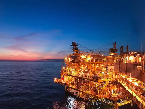 Plataforma Construção Offshore Para Exploração Produção Petróleo Gás Com Ponte — Fotografia de Stock
