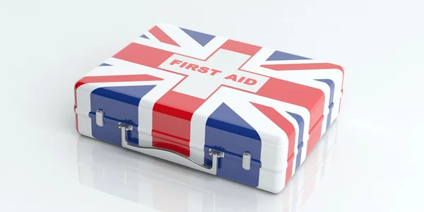 Bandera del Reino Unido kit de primeros auxilios sobre fondo blanco —  Fotos de Stock
