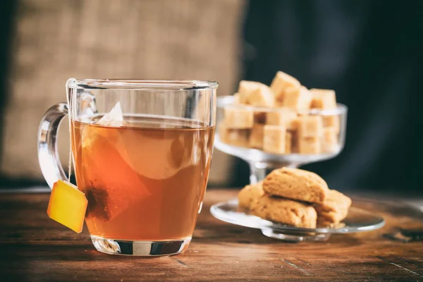 Una tazza di tè trasparente — Foto Stock