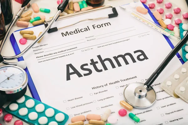 Formulář lékařské, diagnóza astmatu — Stock fotografie
