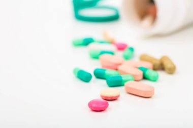 Bir şişe haplarım