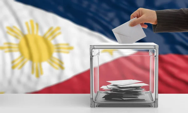 Wyborcy na tle flaga Filipin. ilustracja 3D — Zdjęcie stockowe