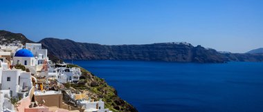 Santorini Island, Yunanistan - Caldera Ege Denizi üzerinde