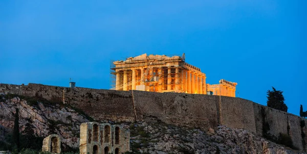 Partenón en la Acrópolis de Atenas, Grecia — Foto de Stock