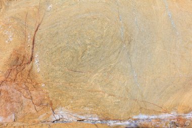 Denizin içinde bir kaya dokusu