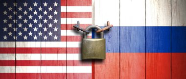 Ahşap kapı asma kilit ile Çin ve ABD bayrakları. 3D çizim