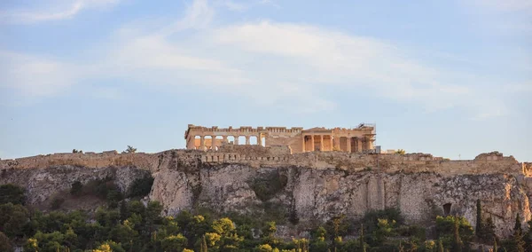 Atene, Grecia. Roccia dell'Acropoli e Partenone — Foto Stock