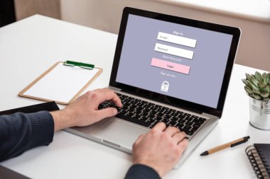 İnternet güvenliği kavramı. Bir dizüstü bilgisayarda giriş parolası