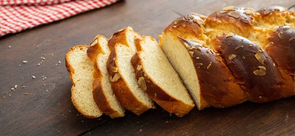 Süßes Brot Oster Tsoureki Cozonac Scheiben Geschnitten Auf Holz Tischhintergrund — Stockfoto