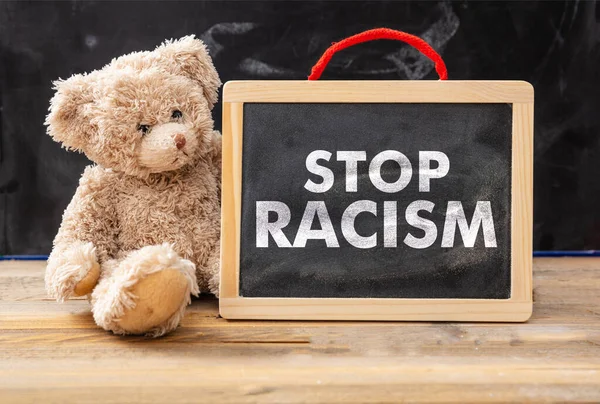 Pare Conceito Racismo Crianças Urso Peluche Quadro Com Texto Stop — Fotografia de Stock