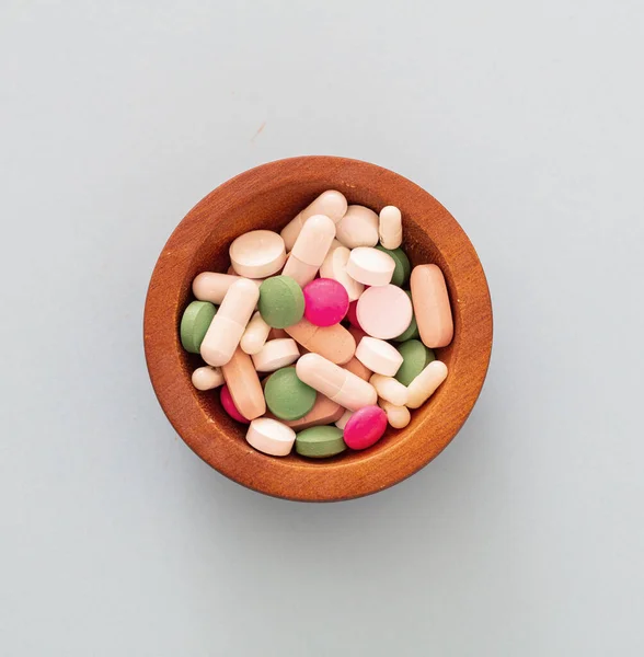 Pastillas Tabletas Cápsulas Medicinales Sobre Fondo Pastel Azul Variación Colorida — Foto de Stock