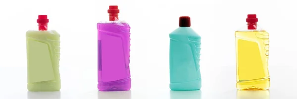 Prodotti Detergenti Isolati Fondo Bianco Set Bottiglie Detergenti Chimici Plastica — Foto Stock