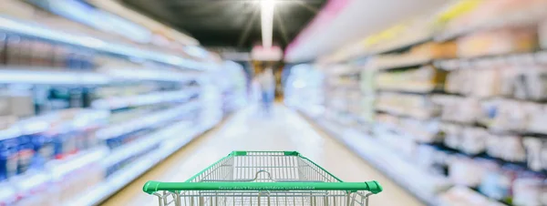 Supermarket Aisle Empty Green Shopping Cart — Stock Photo, Image