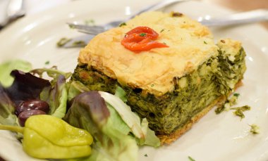 Yunanca ıspanak pastası lezzetli Meydanı