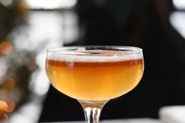 Fancy champagne coupe