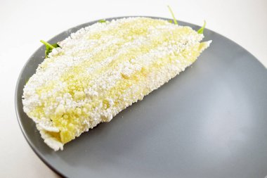 Bir plaka üzerinde Brezilyalı tapyoka