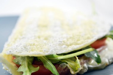 Bir plaka üzerinde Brezilyalı tapyoka