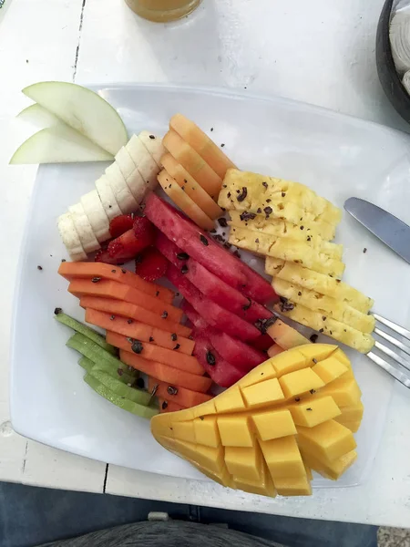 Placa de frutas tropicales — Foto de Stock