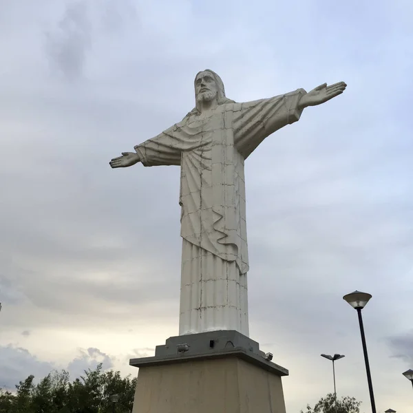 De Christus de Verlosser standbeeld van Jezus — Stockfoto