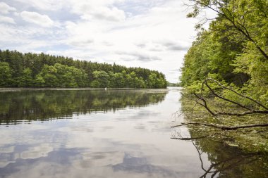 Huzurlu tatlı su Gölü