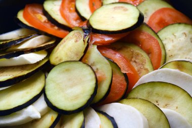 Sağlıklı ratatouille ham