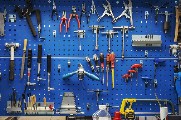 Große Auswahl an Handwerkzeugen — Stockfoto