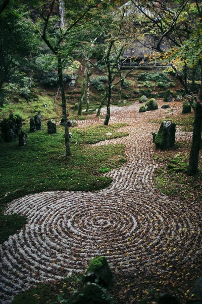 Chemin Gravier Avec Motif Concentrique Jardin Rochers Zen Japon — Photo