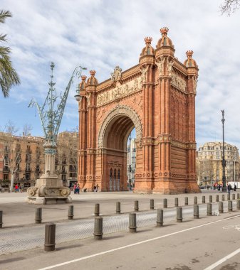 Barcelona'da Triumph arch