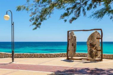  Deniz dolgu turistik şehir Cala Millor Gates Anıtı