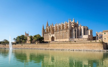 La Seu Katedrali Palma de Mallorca, Balear Adaları