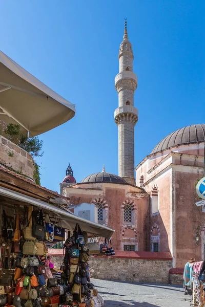 19 juni 2017. Weergave van Suleymaniye Mosque in Rhodos stad — Stockfoto