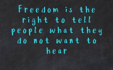 Siyah karatahtaya Tebeşir Bilgisi Yazısı