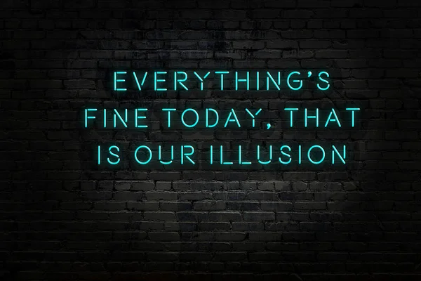 Нічний вид неонового знаку на цегляній стіні. мудрий каутаут . — стокове фото