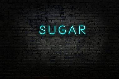 Duvara yazı yazan neon levhası