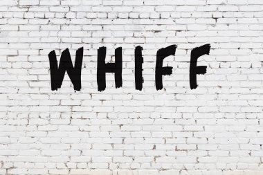 Beyaz tuğladan duvara boyanmış kelime kokusu