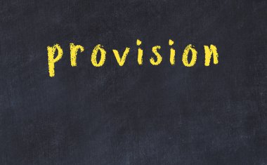 Kolej tebeşiri masasında, üzerinde 