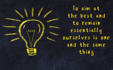 Fikir üretme kavramı. Ampulün tebeşir çizimi. Boşluğu kopyala