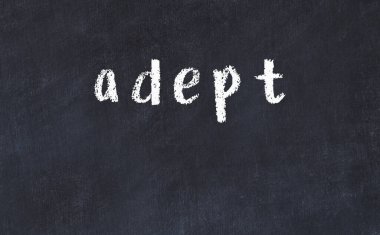 Üzerinde yazı olan siyah karatahta