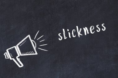 Tebeşir hoparlörü ve yazı tahtasında kayganlık