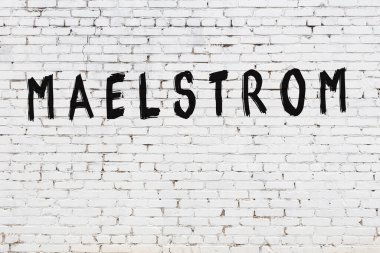 Üzerinde siyah boya girdabı olan beyaz duvar.